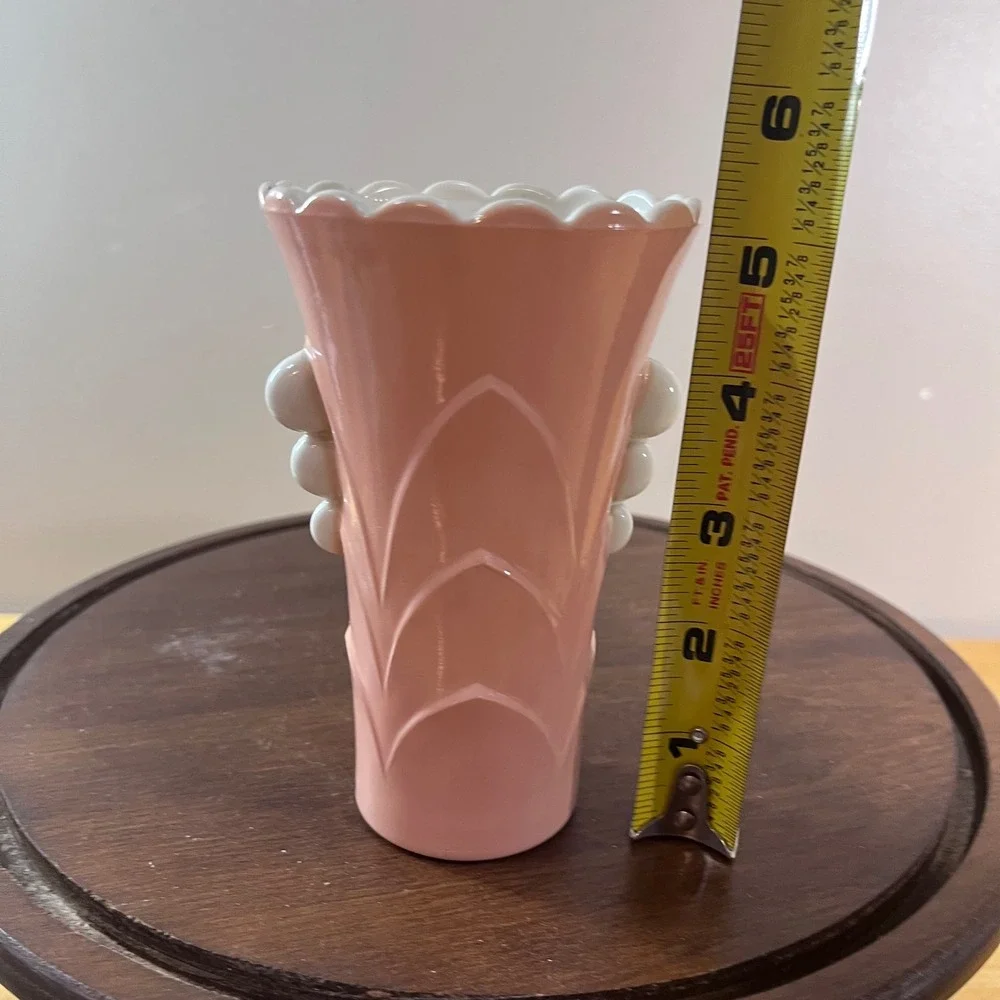 Vtg Anchor Hocking Vitrock Art Deco Pink Ceramic Scalloped Bud Vase Accents 5.5
